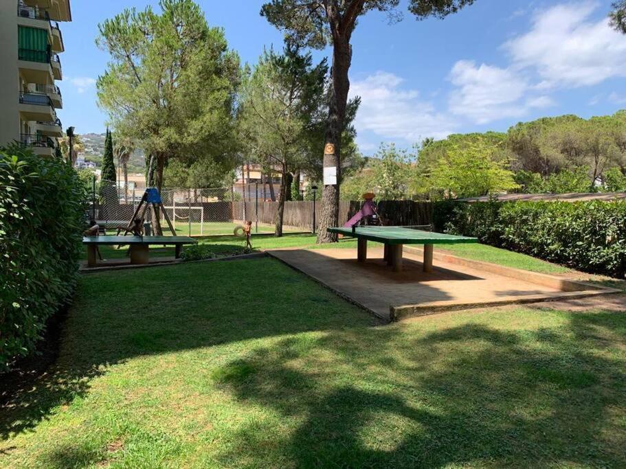 Amplio Apartamento Con Piscina Al Lado De La Playa Platja d'Aro Kültér fotó