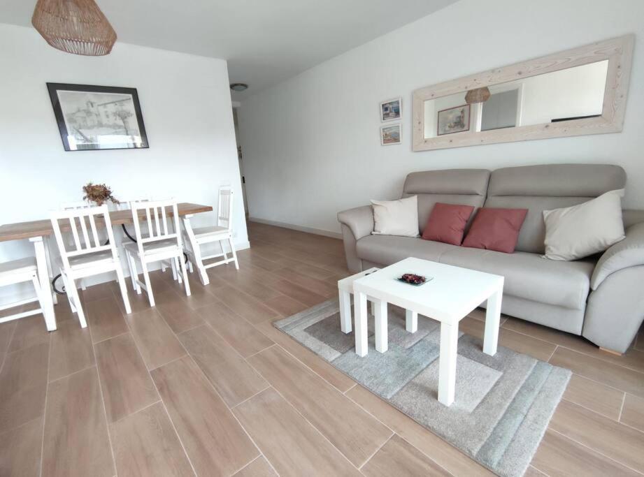 Amplio Apartamento Con Piscina Al Lado De La Playa Platja d'Aro Kültér fotó